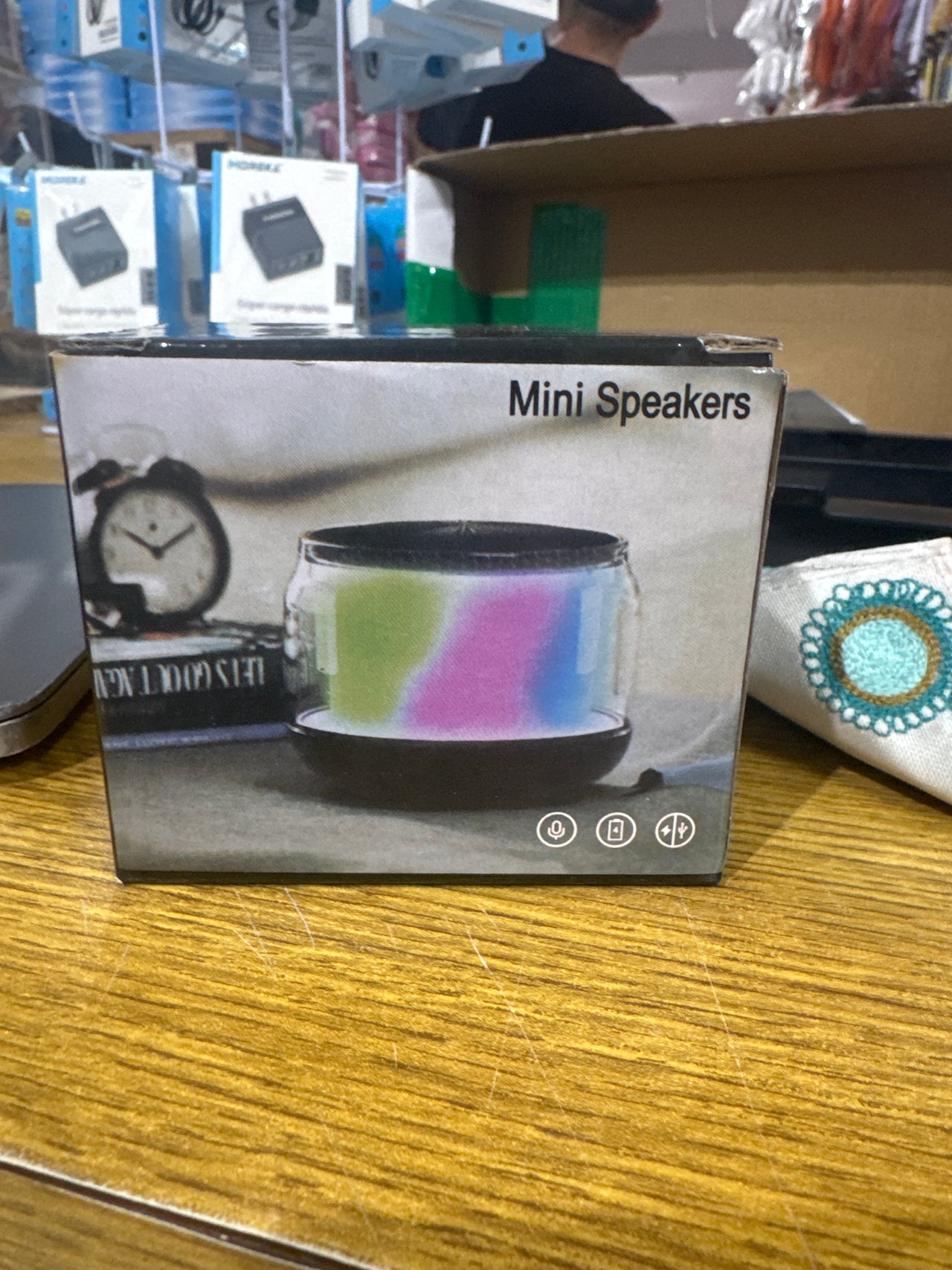 Mini speakers