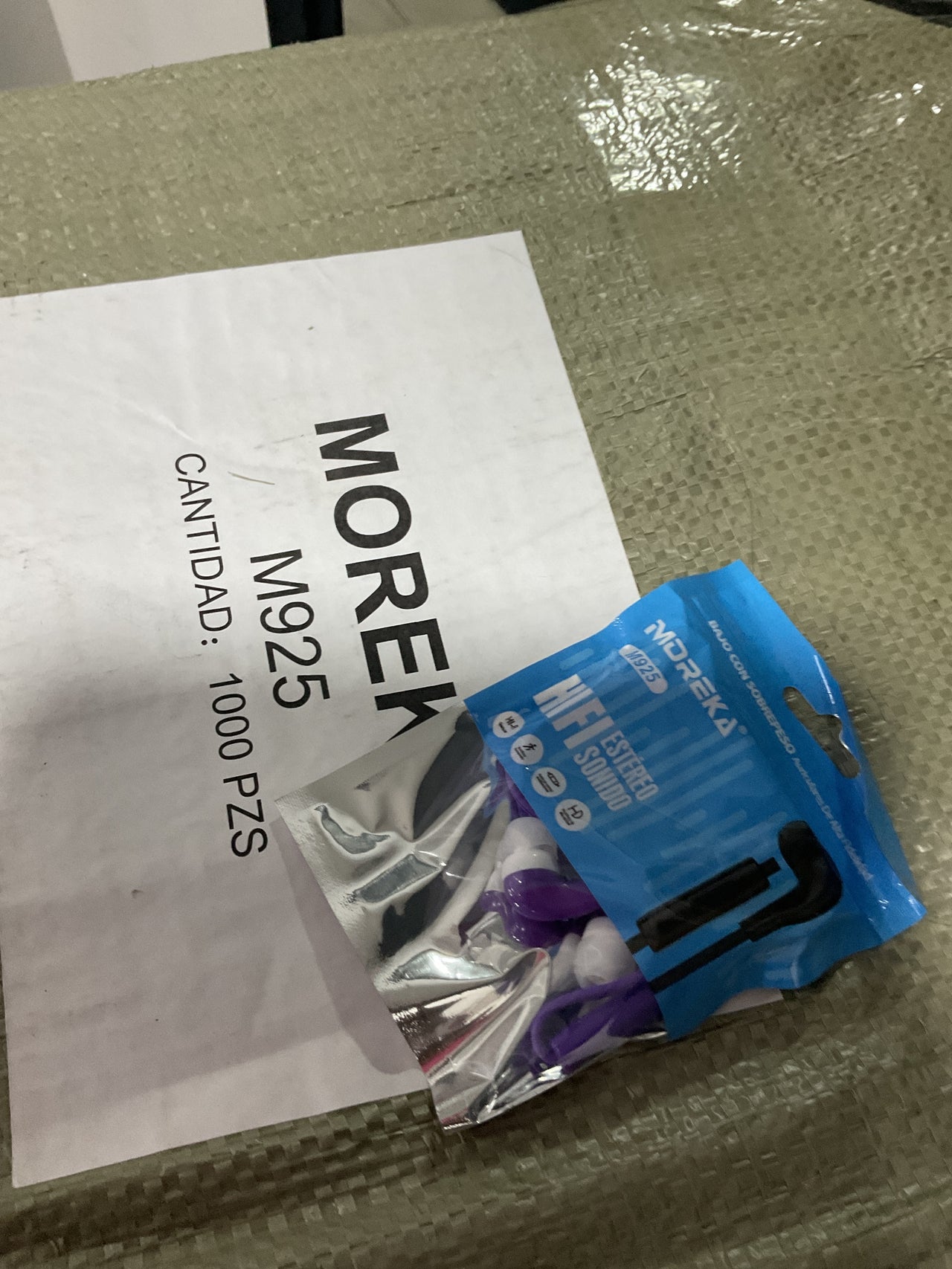 AUDIFONOS MOREKA