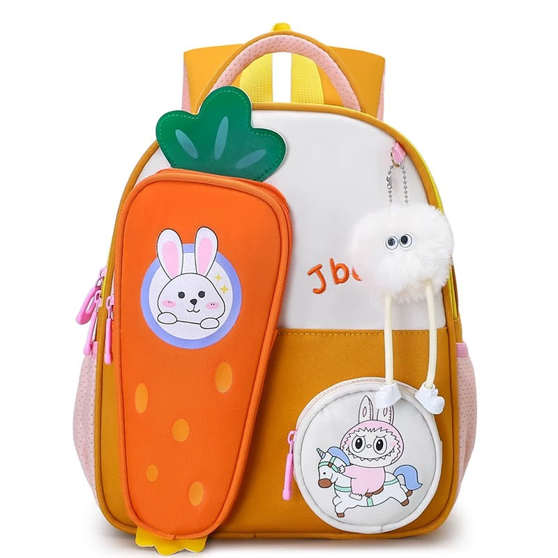 MOCHILA CAPIBARA LABUBU 5647